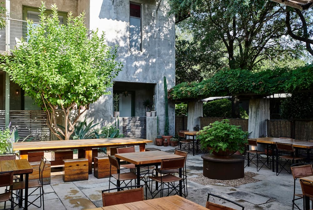 Courtyard Lounge at Hotel San José in Austin