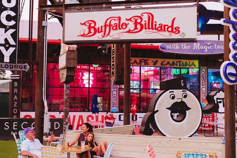 Sign Bar in Austin